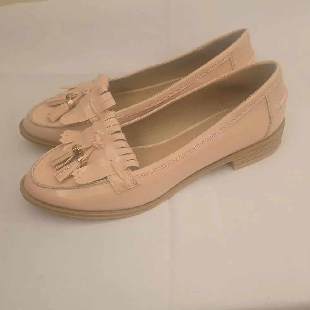 Fringe Trim Mens Tassle Loafers With Insolia Flex, Pink/Nude Color Patent, EUC,